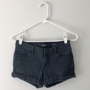 Hollister Low-Rise Mid Short
